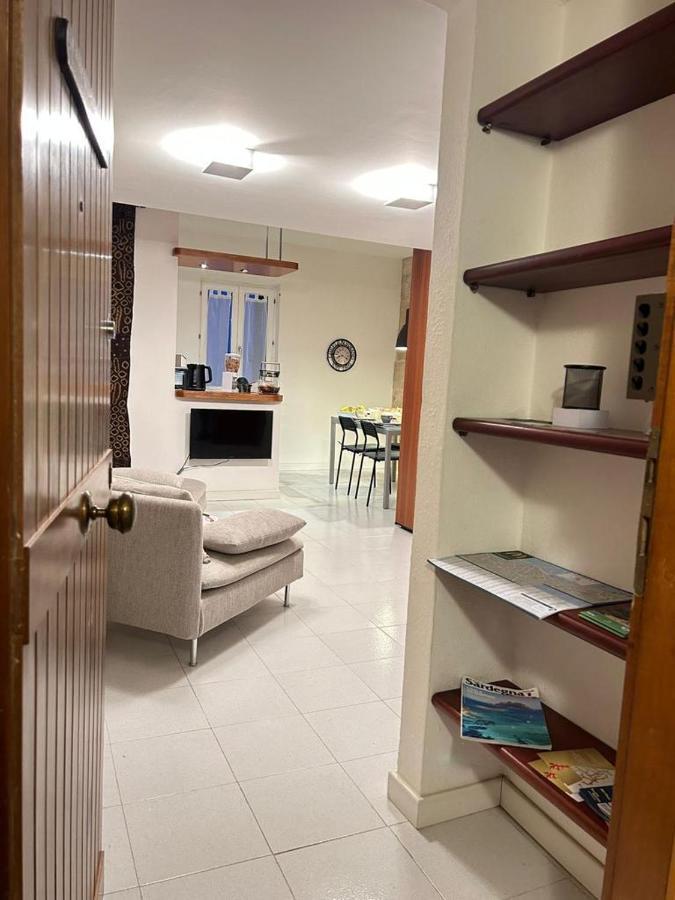 Amicka Apartment Альгеро Екстер'єр фото