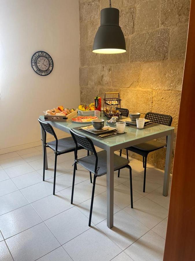 Amicka Apartment Альгеро Екстер'єр фото